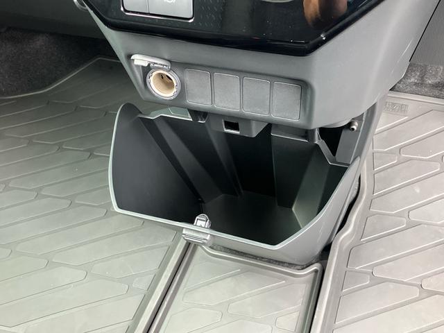 トールカスタムＧ９型ＤＰオーディオ／ＢＴ／ＴＶ／Ｂカメラ／ステアリングスイッチ　ＬＥＤヘッド＆フォグランプ　自動追従クルコン　１４インチアルミ　両側パワスラ　電動駐車ブレーキ　コーナーセンサー　衝突被害軽減ブレーキ（千葉県）の中古車