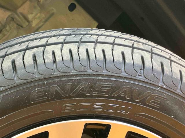 トールカスタムＧ　ＳＡII衝突被害軽減ブレーキ　横滑り防止装置　パノラマカメラ連動９インチフルセグナビ　ブルートゥース対応　ビルトインＥＴＣ　オートクルーズコントロール　バニティーミラー付き左右サンバイザー（千葉県）の中古車