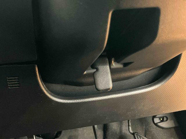 トールカスタムＧ　ＳＡII衝突被害軽減ブレーキ　横滑り防止装置　パノラマカメラ連動９インチフルセグナビ　ブルートゥース対応　ビルトインＥＴＣ　オートクルーズコントロール　バニティーミラー付き左右サンバイザー（千葉県）の中古車