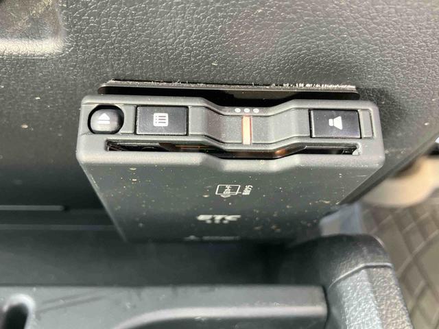 ハイゼットトラックエクストラSAIIIt衝突被害軽減ブレーキ CD/AUX 荷台三方開 荷台作業灯 LEDヘッドライト LEDフォグランプ パワーウィンド バッテリーカバー 工具箱(盗難防止キー付き) リヤスモークガラス キーレスエントリー(千葉県)の中古車