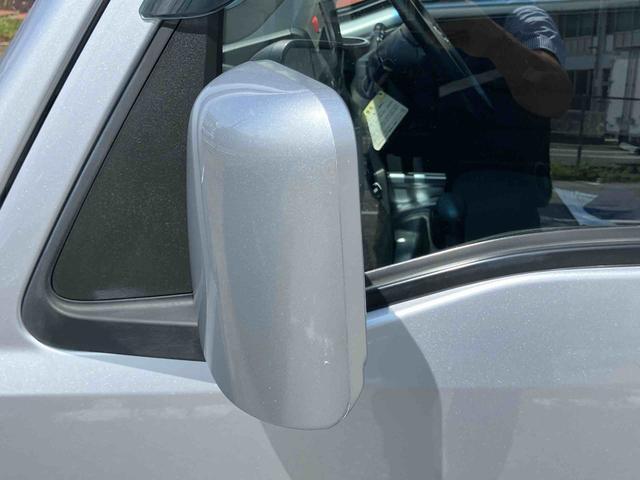 ハイゼットトラックエクストラSAIIIt衝突被害軽減ブレーキ CD/AUX 荷台三方開 荷台作業灯 LEDヘッドライト LEDフォグランプ パワーウィンド バッテリーカバー 工具箱(盗難防止キー付き) リヤスモークガラス キーレスエントリー(千葉県)の中古車