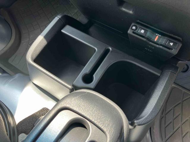 ハイゼットトラックエクストラSAIIIt衝突被害軽減ブレーキ CD/AUX 荷台三方開 荷台作業灯 LEDヘッドライト LEDフォグランプ パワーウィンド バッテリーカバー 工具箱(盗難防止キー付き) リヤスモークガラス キーレスエントリー(千葉県)の中古車