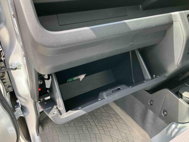 ハイゼットトラックエクストラSAIIIt衝突被害軽減ブレーキ CD/AUX 荷台三方開 荷台作業灯 LEDヘッドライト LEDフォグランプ パワーウィンド バッテリーカバー 工具箱(盗難防止キー付き) リヤスモークガラス キーレスエントリー(千葉県)の中古車