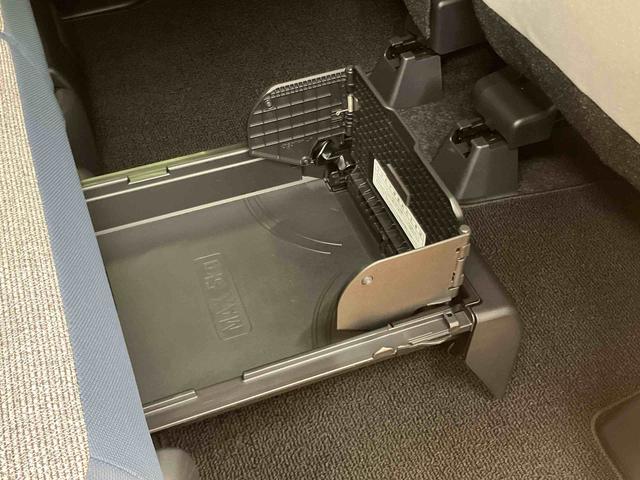 ムーヴキャンバスストライプスGスマアシ ダイハツ予防安全機能 置きラクボックス ホットカップホルダー 前席シートヒーター プッシュエンジンスタート キーフリーシステム 前後コーナーセンサー バニティーミラー付き左右サンバイザー(千葉県)の中古車