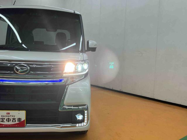 タントカスタムＲＳ　トップエディションＳＡIII衝突被害軽減ブレーキ　横滑り防止装置　バックカメラ連動８インチフルセグナビ　ＵＳＢ接続　ＨＤＭＩ接続　ビルトインＥＴＣ　運転席シートヒーター　オートライト　オートハイビーム　ミラクルオープンドア（千葉県）の中古車