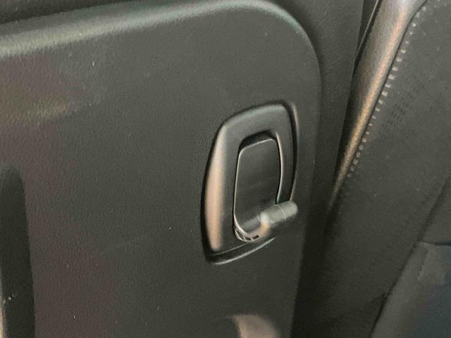 タントカスタムＲＳ　トップエディションＳＡIII衝突被害軽減ブレーキ　横滑り防止装置　バックカメラ連動８インチフルセグナビ　ＵＳＢ接続　ＨＤＭＩ接続　ビルトインＥＴＣ　運転席シートヒーター　オートライト　オートハイビーム　ミラクルオープンドア（千葉県）の中古車
