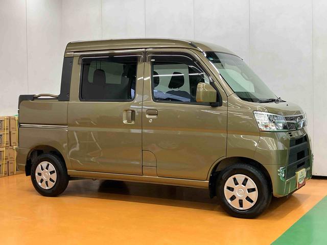 ハイゼットカーゴデッキバンＧ　ＳＡIII　４ＷＤナビ／ＢＴ／ＴＶ／ＣＤ／ＤＶＤ　前ドラレコ　ＥＴＣ　ＬＥＤヘッド／フォグランプ　キーレス　電動格納ドアミラー　パワーウインドウ　プライバシーガラス　オーバーヘッドシェルフ　衝突被害軽減ブレーキ（千葉県）の中古車