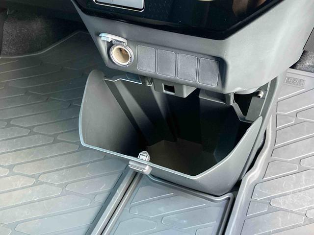 トールカスタムＧ９型ＤＰオーディオ／ＢＴ／ＴＶ／Ｂカメラ／ステアリングスイッチ　ＬＥＤヘッド＆フォグランプ　自動追従クルコン　１４インチアルミ　両側パワスラ　電動駐車ブレーキ　コーナーセンサー　衝突被害軽減ブレーキ（千葉県）の中古車