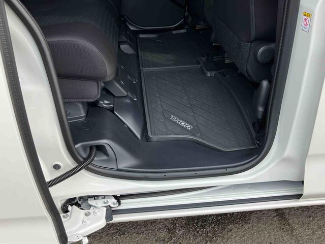 トールカスタムＧ９型ＤＰオーディオ／ＢＴ／ＴＶ／Ｂカメラ／ステアリングスイッチ　ＬＥＤヘッド＆フォグランプ　自動追従クルコン　１４インチアルミ　両側パワスラ　電動駐車ブレーキ　コーナーセンサー　衝突被害軽減ブレーキ（千葉県）の中古車