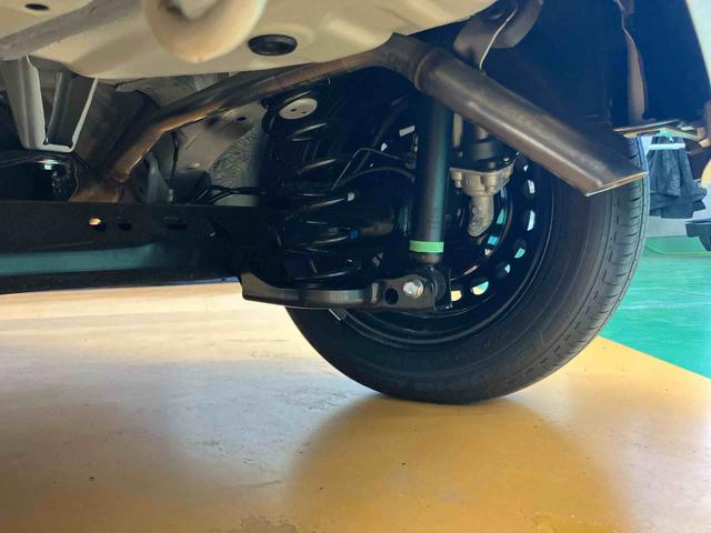 ムーヴキャンバスストライプスＧスマアシ　ダイハツ予防安全機能　置きラクボックス　ホットカップホルダー　オートブレーキホールド付き電動パーキング　前席シートヒーター　プッシュエンジンスタート　キーフリーシステム　アイドリングストップ（千葉県）の中古車