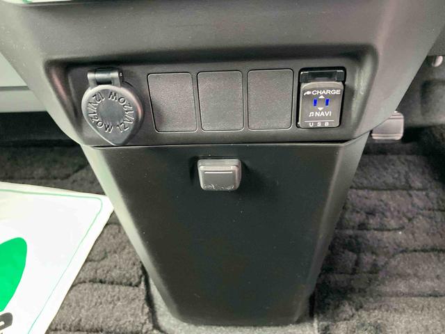 トールカスタムG ターボ SAIII純正ナビゲーション・バックカメラ・ETC・両側パワースライドドア・プッシュボタンエンジンスタート・オートエアコン・コーナーセンサー・ステアリングスイッチ衝突回避支援ブレーキ(千葉県)の中古車