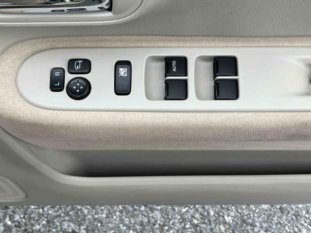 アルトラパンＸナビ／ＴＶ／ＤＶＤ／ＢＴ／ＵＳＢ　運転席シートヒーター　革ハンドル　スマートキー　ボタンスタート　衝突軽減装置　ハロゲンヘッドライト　オートライト　オートエアコン　足踏み式駐車ブレーキ　アルミホイール（千葉県）の中古車