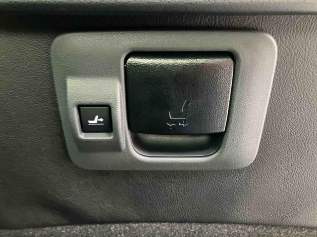 タントカスタムＲＳスタイルセレクションターボ　９型ナビ／ＴＶ／ＤＶＤ／ＢＴ／ＵＳＢ　バックカメラ　ＥＴＣ　全車速追従クルコン　エンジンスタート付きキーフリーシステム　フロアイルミネーション　インナーハンドルイルミネーション　シートヒーター（千葉県）の中古車