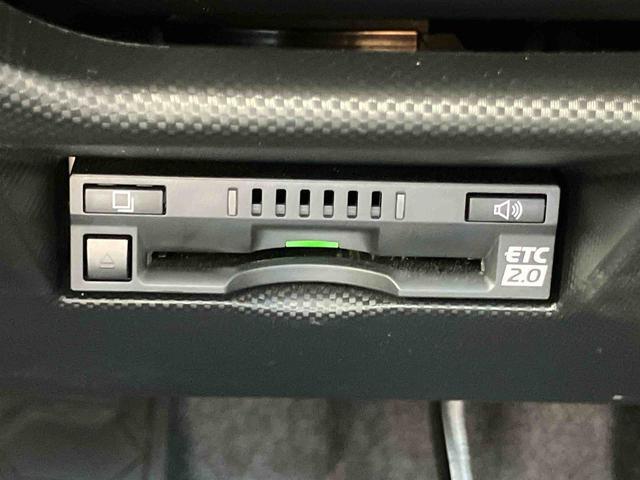 ロッキープレミアムＧ　ＨＥＶＨＥＶ　９型ＤＰＡ／ＴＶ／ＢＴ／ＵＳＢ　全周囲カメラ　ＥＴＣ　フルエアロ　ワイヤレス充電器　ＡＣ／１００Ｖ電源　全車速追従クルコン　ＬＥＤヘッドランプ　コーナーセンサ　電動駐車ブレーキ　アルミホイール（千葉県）の中古車