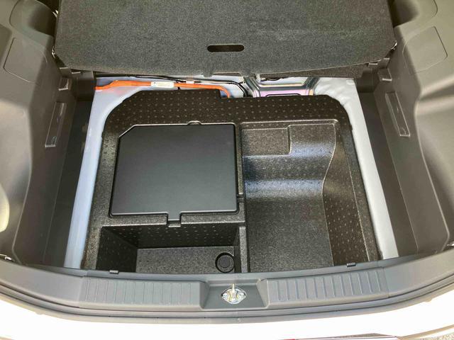 ロッキープレミアムＧ　ＨＥＶＨＥＶ　９型ＤＰＡ／ＴＶ／ＢＴ／ＵＳＢ　全周囲カメラ　ＥＴＣ　フルエアロ　ワイヤレス充電器　ＡＣ／１００Ｖ電源　全車速追従クルコン　ＬＥＤヘッドランプ　コーナーセンサ　電動駐車ブレーキ　アルミホイール（千葉県）の中古車