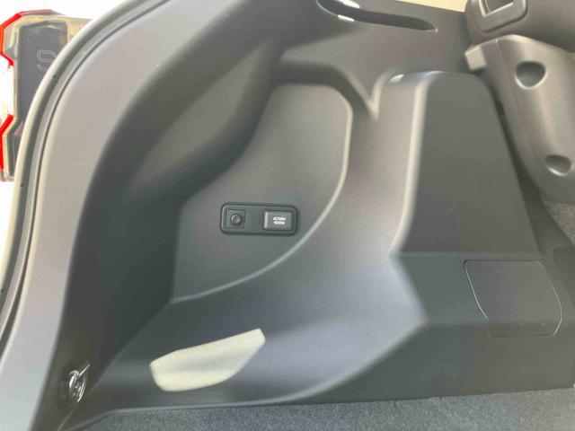 ロッキープレミアムＧ　ＨＥＶＨＥＶ　９型ＤＰＡ／ＴＶ／ＢＴ／ＵＳＢ　全周囲カメラ　ＥＴＣ　フルエアロ　ワイヤレス充電器　ＡＣ／１００Ｖ電源　全車速追従クルコン　ＬＥＤヘッドランプ　コーナーセンサ　電動駐車ブレーキ　アルミホイール（千葉県）の中古車