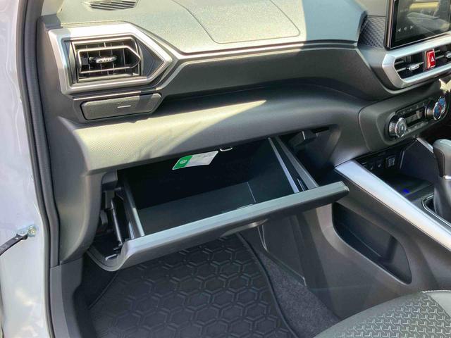 ロッキープレミアムＧ　ＨＥＶＨＥＶ　９型ＤＰＡ／ＴＶ／ＢＴ／ＵＳＢ　全周囲カメラ　ＥＴＣ　フルエアロ　ワイヤレス充電器　ＡＣ／１００Ｖ電源　全車速追従クルコン　ＬＥＤヘッドランプ　コーナーセンサ　電動駐車ブレーキ　アルミホイール（千葉県）の中古車