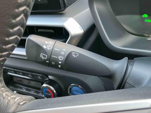 ロッキープレミアムＧ　ＨＥＶＨＥＶ　９型ＤＰＡ／ＴＶ／ＢＴ／ＵＳＢ　全周囲カメラ　ＥＴＣ　フルエアロ　ワイヤレス充電器　ＡＣ／１００Ｖ電源　全車速追従クルコン　ＬＥＤヘッドランプ　コーナーセンサ　電動駐車ブレーキ　アルミホイール（千葉県）の中古車