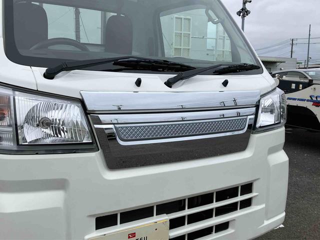 ハイゼットトラックスタンダード　スマアシ非装着車電子制御式４ＷＤ　ＥＴＣ　フロントメッキガーニッシュ　バックソナー　横滑り防止装置　オートライト　スピーカー一体型ＡＭ／ＦＭラジオ　エアコン　パワステ　デュアルエアバッグ　アイドリングストップ（千葉県）の中古車
