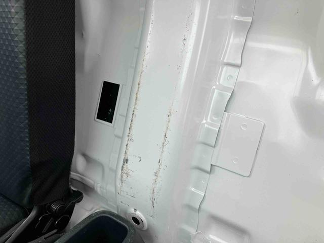 ハイゼットトラックスタンダード　スマアシ非装着車電子制御式４ＷＤ　ＥＴＣ　フロントメッキガーニッシュ　バックソナー　横滑り防止装置　オートライト　スピーカー一体型ＡＭ／ＦＭラジオ　エアコン　パワステ　デュアルエアバッグ　アイドリングストップ（千葉県）の中古車