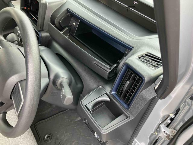 タントＸ衝突被害軽減ブレーキ　両側スライドドア（左側電動）　バックカメラ　ＬＥＤヘッドランプ　オートライト　オートハイビーム　電動駐車ブレーキ　シートヒーター　前後コーナーセンサー　ステアリモコン　キーフリー（千葉県）の中古車