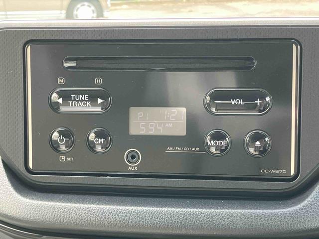 ムーヴL SAIIICDチューナー/AM:FMラジオ/AUX オートハイビーム トップシェイドガラス 衝突軽減装置 誤発進抑制制御 前席大型アームレスト付ベンチシート キーレスエントリー 盗難防止警報 チルトステアリング(千葉県)の中古車