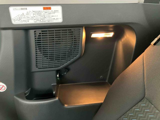 トールカスタムＧＥＴＣ　バックカメラ　全車速追従クルコン　ＬＥＤヘッドランプ　オートライト　オートハイビーム　衝突被害軽減ブレーキ　コーナーセンサー　電動駐車ブレーキ　革巻ハンドル　キーフリーシステム　アルミホイール（千葉県）の中古車