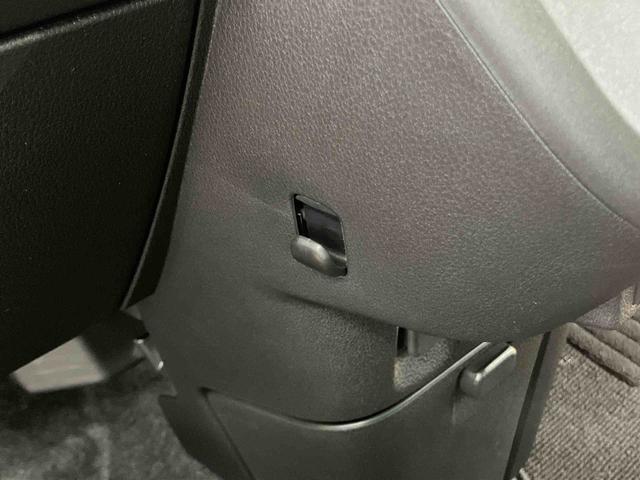 ムーヴキャンバスストライプスＧスマアシ　ダイハツ予防安全機能　置きラクボックス　ホットカップホルダー　前席シートヒーター　オートブレーキホールド付き電動パーキング　チルトステアリング　運転席シートアジャスター　アイドリングストップ（千葉県）の中古車