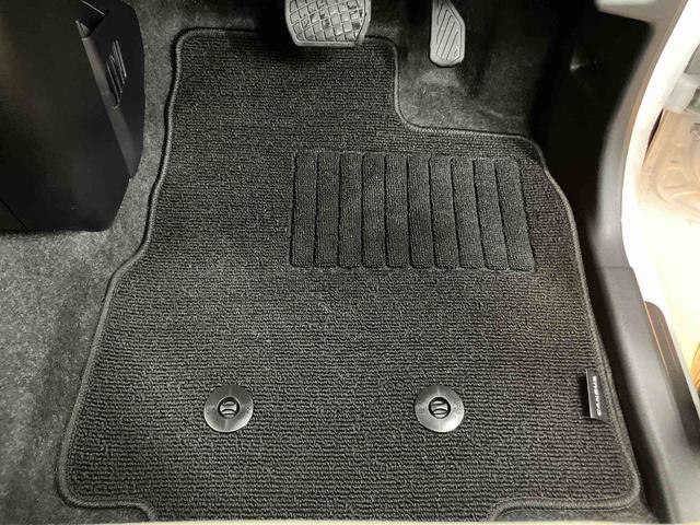 ムーヴキャンバスストライプスＧスマアシ　ダイハツ予防安全機能　置きラクボックス　ホットカップホルダー　前席シートヒーター　オートブレーキホールド付き電動パーキング　チルトステアリング　運転席シートアジャスター　アイドリングストップ（千葉県）の中古車