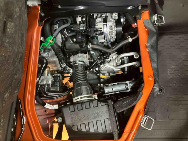 ハイゼットカーゴデラックススマアシ　ダイハツ予防安全機能　前後コーナーセンサー　キーレスエントリー　オーバーヘッドシェルフ　荷室作業灯　オートライト　オートハイビーム　マニュアルレベリング機能付ハロゲンヘッドライト（千葉県）の中古車