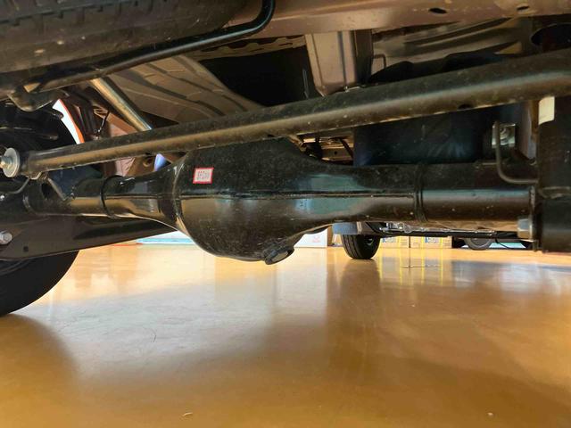 ハイゼットカーゴデラックススマアシ　ダイハツ予防安全機能　前後コーナーセンサー　キーレスエントリー　オーバーヘッドシェルフ　荷室作業灯　オートライト　オートハイビーム　マニュアルレベリング機能付ハロゲンヘッドライト（千葉県）の中古車