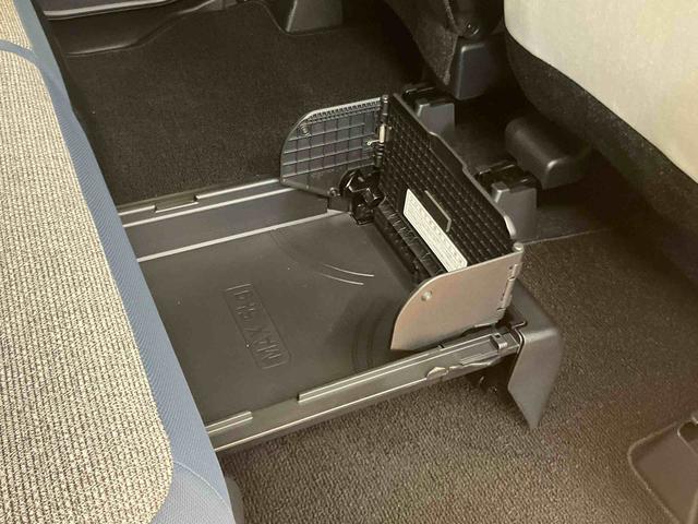 ムーヴキャンバスストライプスGスマアシ ダイハツ予防安全機能 置きラクボックス ホットカップホルダー オートブレーキホールド付き電動パーキング 前席シートヒーター オートライト オートハイビーム LEDヘッドライト(千葉県)の中古車