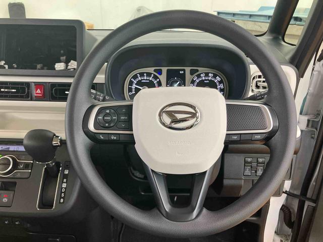 ムーヴキャンバスストライプスGスマアシ ダイハツ予防安全機能 置きラクボックス ホットカップホルダー オートブレーキホールド付き電動パーキング 前席シートヒーター オートライト オートハイビーム LEDヘッドライト(千葉県)の中古車