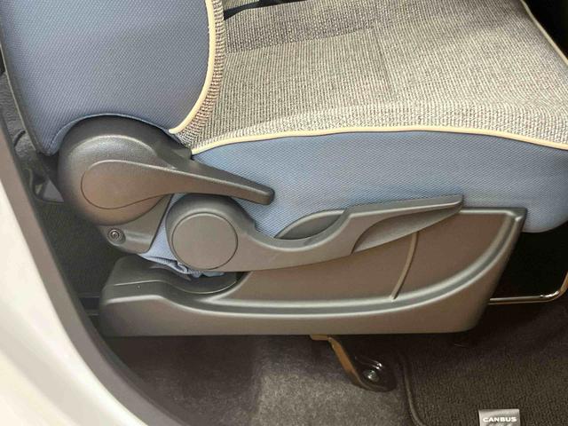 ムーヴキャンバスストライプスGスマアシ ダイハツ予防安全機能 置きラクボックス ホットカップホルダー オートブレーキホールド付き電動パーキング 前席シートヒーター オートライト オートハイビーム LEDヘッドライト(千葉県)の中古車