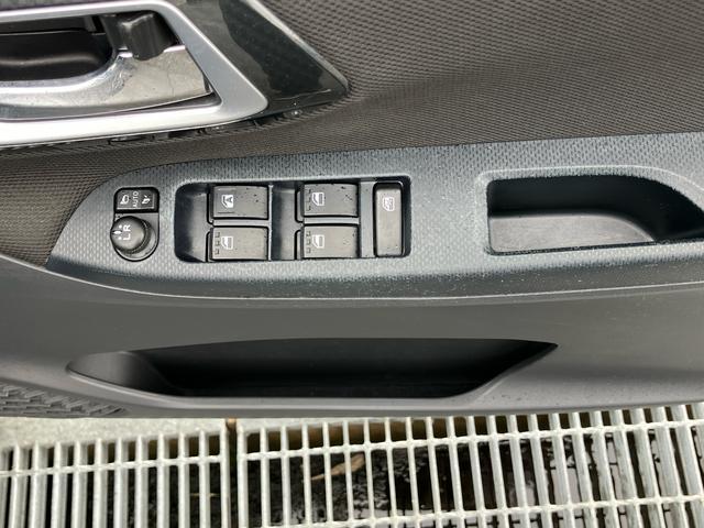 ムーヴカスタム XリミテッドII SAIII全周囲カメラ 運転席シートヒーター アルミホイール LEDヘッドライト オートライト AHB トップシェイドガラス CD/AUX 衝突被害軽減装置 キーフリーシステム 盗難防止アラーム シートリフター(千葉県)の中古車