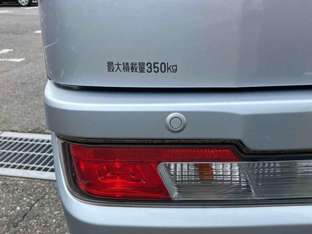 ハイゼットカーゴデラックスＳＡIIIＡＴ　ＬＥＤヘッドライト　スモークガラス　オーバーヘッドシェルフ　トップシェイドガラス　衝突回避支援装置　両側スライドドア　アイドリングストップ　リヤ障害物センサー　キーレスエントリー　集中ドアロック（千葉県）の中古車