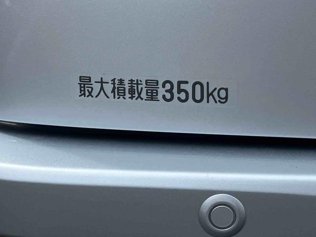 ハイゼットカーゴデラックスＳＡIIIＡＴ　ＬＥＤヘッドライト　スモークガラス　オーバーヘッドシェルフ　トップシェイドガラス　衝突回避支援装置　両側スライドドア　アイドリングストップ　リヤ障害物センサー　キーレスエントリー　集中ドアロック（千葉県）の中古車