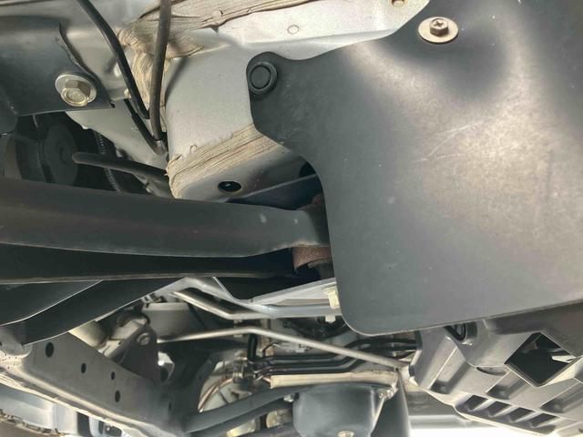 ハイゼットカーゴデラックスＳＡIIIＡＴ　ＬＥＤヘッドライト　スモークガラス　オーバーヘッドシェルフ　トップシェイドガラス　衝突回避支援装置　両側スライドドア　アイドリングストップ　リヤ障害物センサー　キーレスエントリー　集中ドアロック（千葉県）の中古車