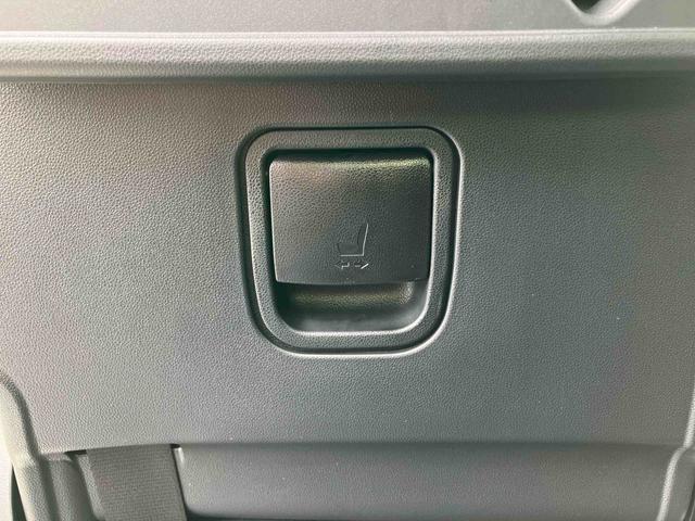 タントカスタムＲＳリミテッドターボ　バックカメラ　全車速追従クルコン　ＬＥＤヘッドライト　フォグランプ　オートライト　ＡＤＢ　両側電動スライド　シートヒーター　革巻ステアリング　コ−ナ−センサー　電動駐車ブレーキ　アルミホイール（千葉県）の中古車