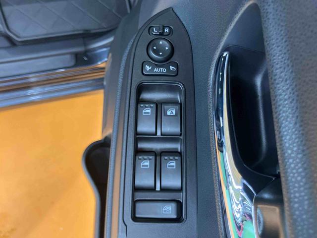 タントカスタムXリミテッドスマアシ ダイハツ予防安全機能 アダプティブクルーズコントロール ビルトインETC 前席シートヒーター オートブレーキホールド付き電動パーキング 上下2段調整式デッキボード 前後コーナーセンサー(千葉県)の中古車