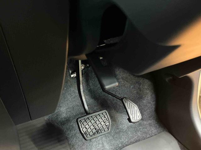 タフトＧ　クロムベンチャースマアシ　ダイハツ予防安全機能　スカイフィールトップ　アダプティブクルーズコントロール　オートブレーキホールド付き電動パーキング　前後コーナーセンサー　前席シートヒーター　革巻きステアリング（千葉県）の中古車
