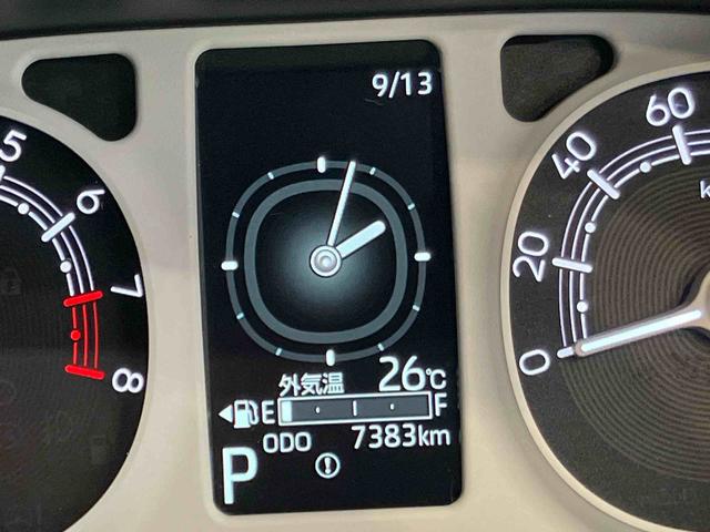 ムーヴキャンバスストライプスＧスマアシ　ダイハツ予防安全機能　前後コーナーセンサー　置きラクボックス　ホットカップホルダー　オートブレーキホールド付き電動パーキング　前席シートヒーター　バニティーミラー付き左右サンバイザー（千葉県）の中古車