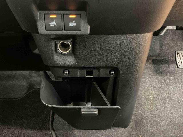 ムーヴキャンバスストライプスＧスマアシ　ダイハツ予防安全機能　前後コーナーセンサー　置きラクボックス　ホットカップホルダー　オートブレーキホールド付き電動パーキング　前席シートヒーター　バニティーミラー付き左右サンバイザー（千葉県）の中古車