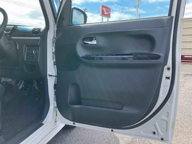 タントカスタムＲＳ　トップエディションＳＡIIIターボ　８型ナビ／ＴＶ／ＤＶＤ／ＢＴ／ＵＳＢ　バックカメラ　運転席シートヒーター　トップシェイドガラス　ＬＥＤヘッドライト　衝突軽減装置　両側電動スライドドア　革巻ハンドル　キーフリー　イモビライザー（千葉県）の中古車