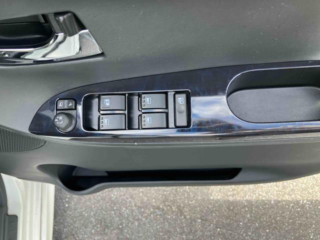 タントカスタムＲＳ　トップエディションＳＡIIIターボ　８型ナビ／ＴＶ／ＤＶＤ／ＢＴ／ＵＳＢ　バックカメラ　運転席シートヒーター　トップシェイドガラス　ＬＥＤヘッドライト　衝突軽減装置　両側電動スライドドア　革巻ハンドル　キーフリー　イモビライザー（千葉県）の中古車