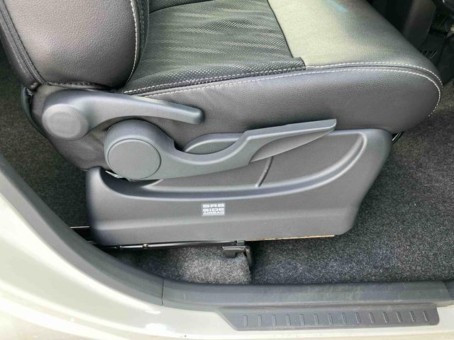 タントカスタムＲＳ　トップエディションＳＡIIIターボ　８型ナビ／ＴＶ／ＤＶＤ／ＢＴ／ＵＳＢ　バックカメラ　運転席シートヒーター　トップシェイドガラス　ＬＥＤヘッドライト　衝突軽減装置　両側電動スライドドア　革巻ハンドル　キーフリー　イモビライザー（千葉県）の中古車