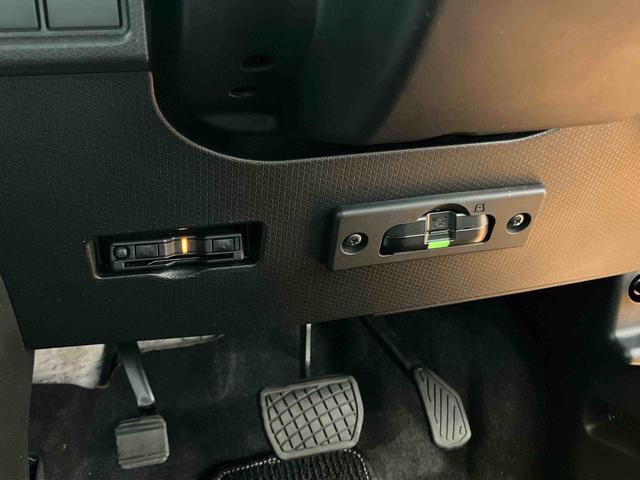 タントＬスマアシ　ダイハツ予防安全機能　バックカメラ連動フルセグナビ　ＵＳＢ接続　ブルートゥース対応　フロント．リヤドライブレコーダー連動　ビルトインＥＴＣ　レベリング機能付ＬＥＤヘッドライト（千葉県）の中古車