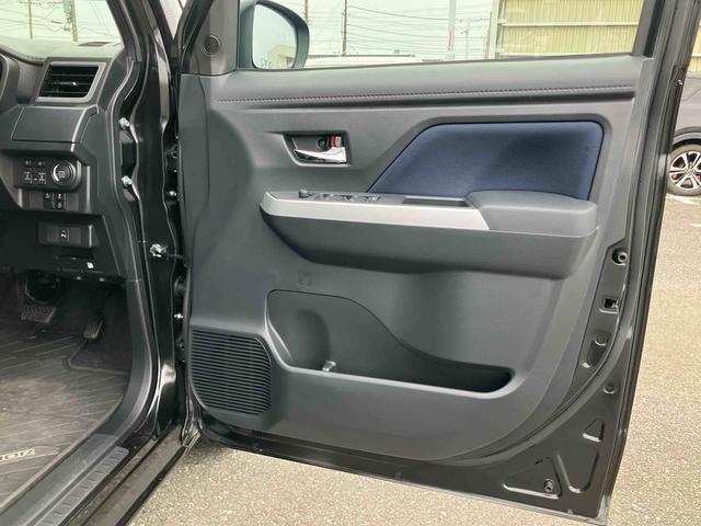トールカスタムＧ９型ＤＰＡ／地デジ／ＢＴ／ＵＳＢ　バックカメラ　全車速追従クルコン　ＬＥＤヘッドライト　オートライト　ＡＨＢ　スマアシ　前後コーナーセンサー　電動駐車ブレーキ　キーフリー　革巻ハンドル　アルミホイール（千葉県）の中古車