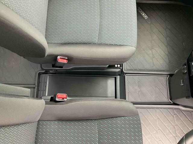 トールカスタムＧ９型ＤＰＡ／地デジ／ＢＴ／ＵＳＢ　バックカメラ　全車速追従クルコン　ＬＥＤヘッドライト　オートライト　ＡＨＢ　スマアシ　前後コーナーセンサー　電動駐車ブレーキ　キーフリー　革巻ハンドル　アルミホイール（千葉県）の中古車
