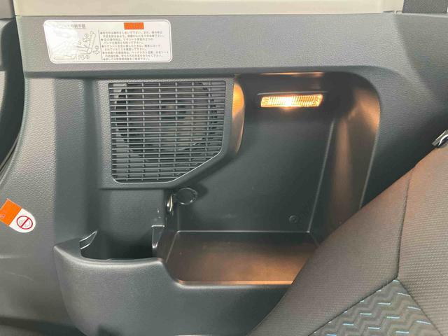 トールカスタムＧ９型ＤＰＡ／地デジ／ＢＴ／ＵＳＢ　バックカメラ　全車速追従クルコン　ＬＥＤヘッドライト　オートライト　ＡＨＢ　スマアシ　前後コーナーセンサー　電動駐車ブレーキ　キーフリー　革巻ハンドル　アルミホイール（千葉県）の中古車